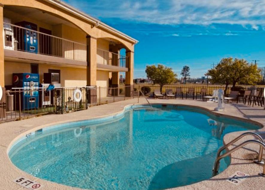 Florence Inn And Suites Exterior foto